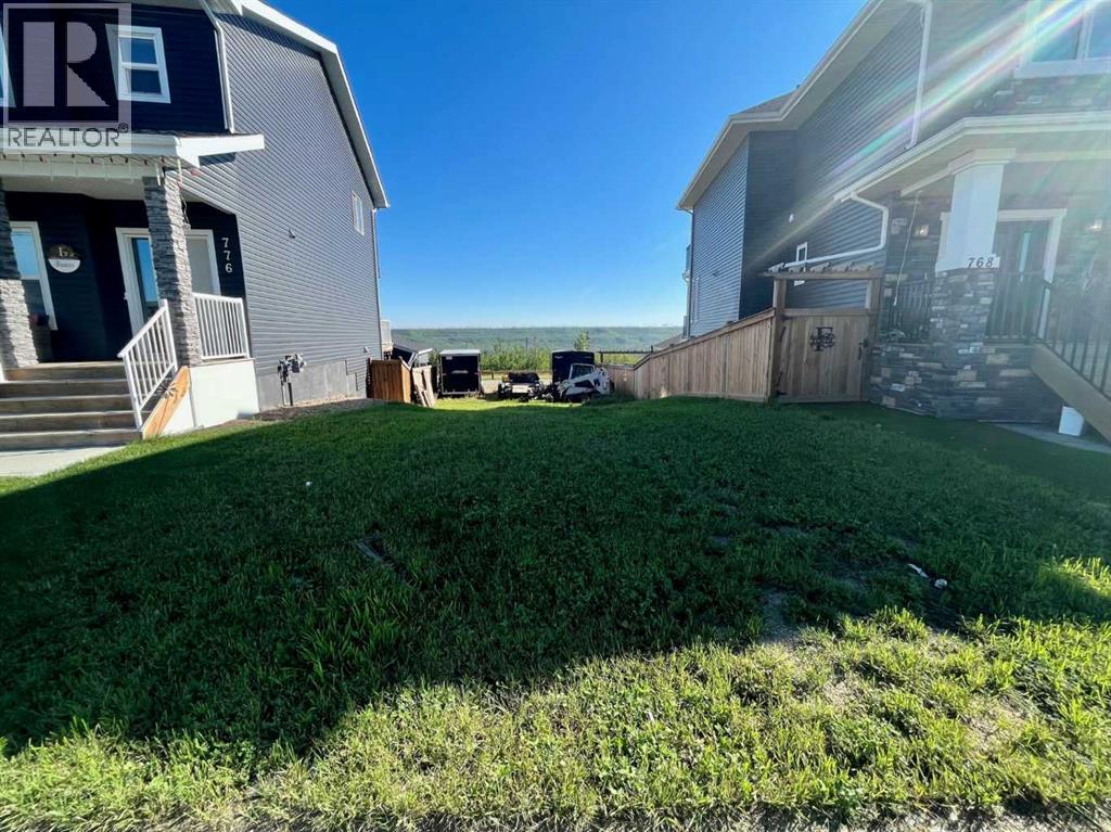 772 Athabasca Avenue Property Photo 2