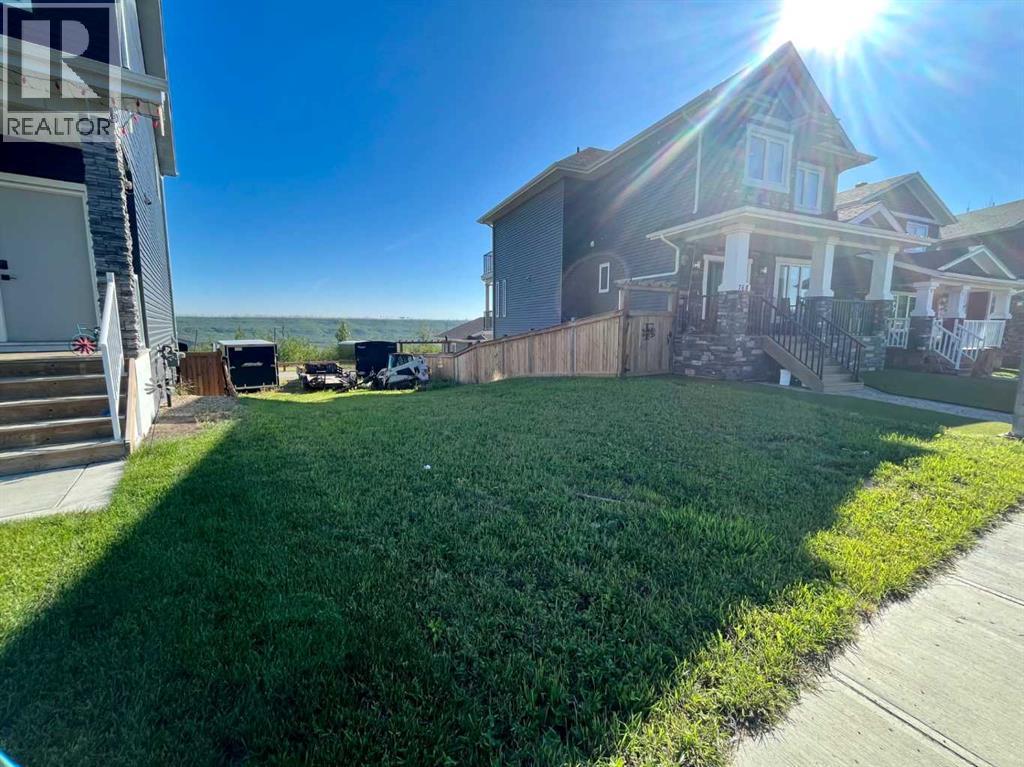 772 Athabasca Avenue Property Photo 3