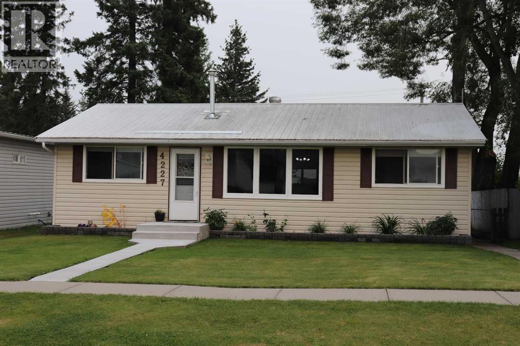 4227 5 Avenue Property Photo 1