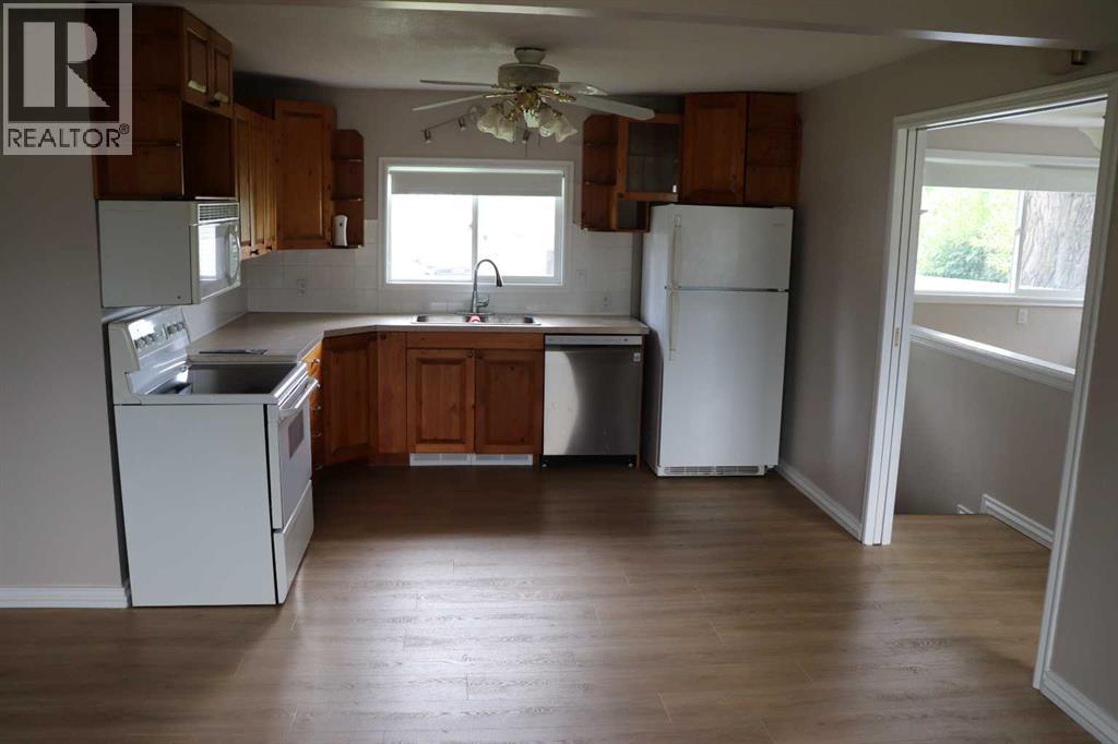 4227 5 Avenue Property Photo 9