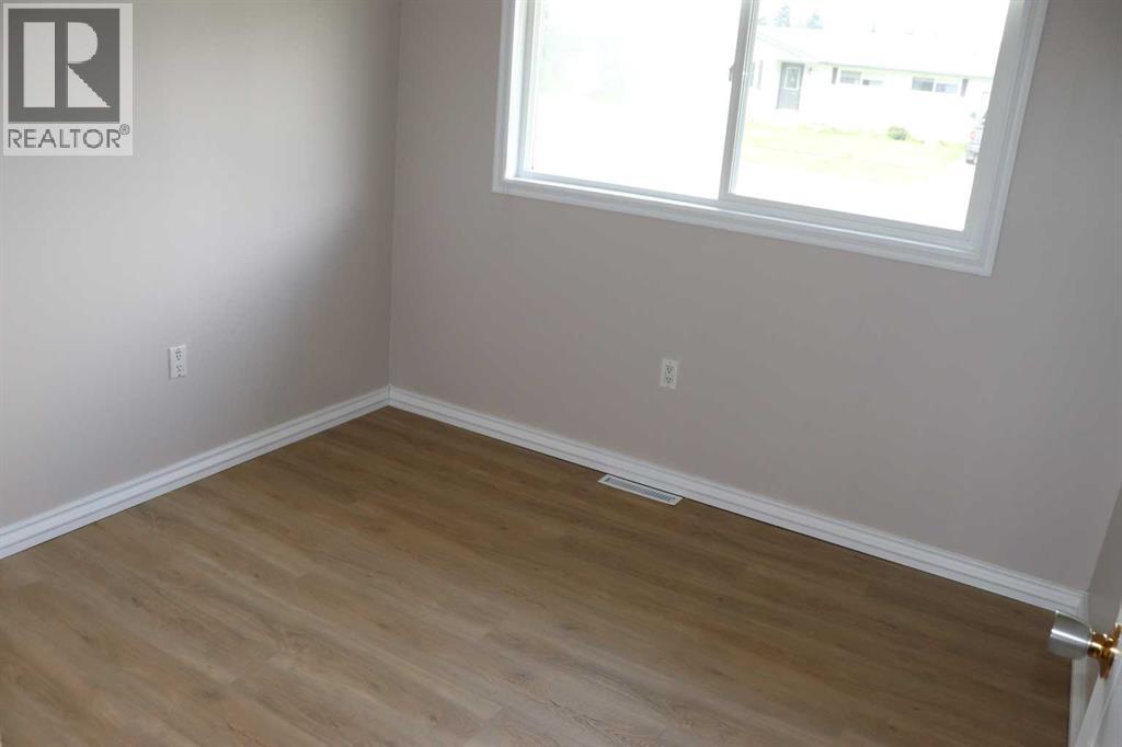 4227 5 Avenue Property Photo 14