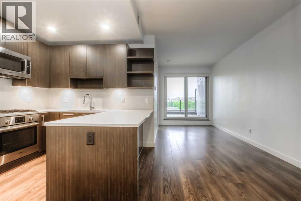 88 9 Street Northeast Property Photo 6