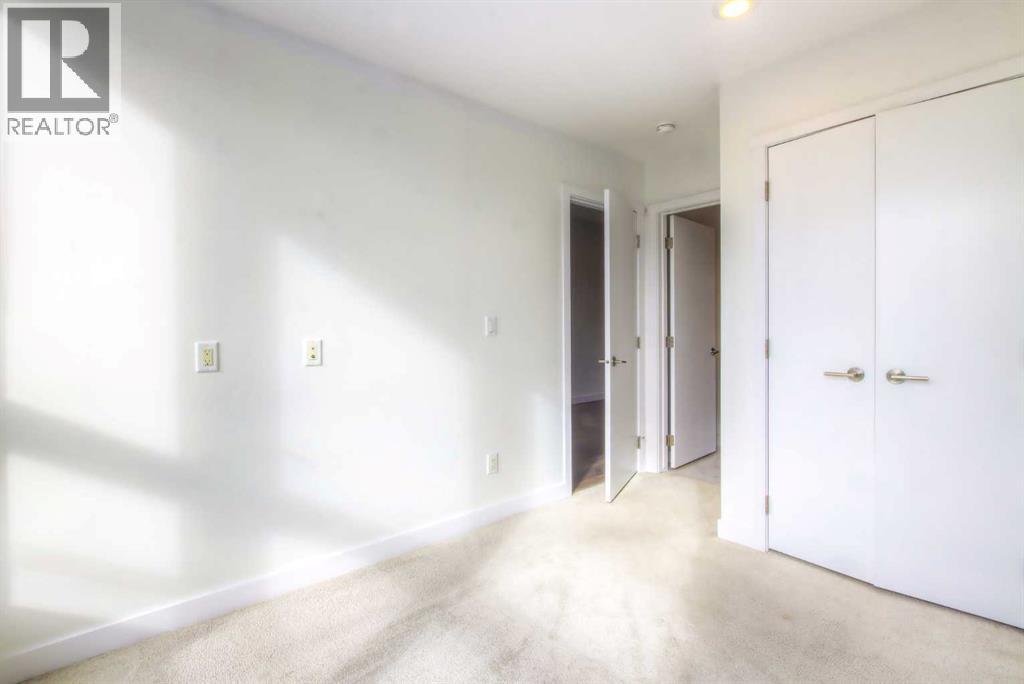 88 9 Street Northeast Property Photo 18
