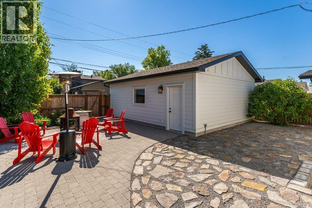 9504 3 Street Se Property Photo 28