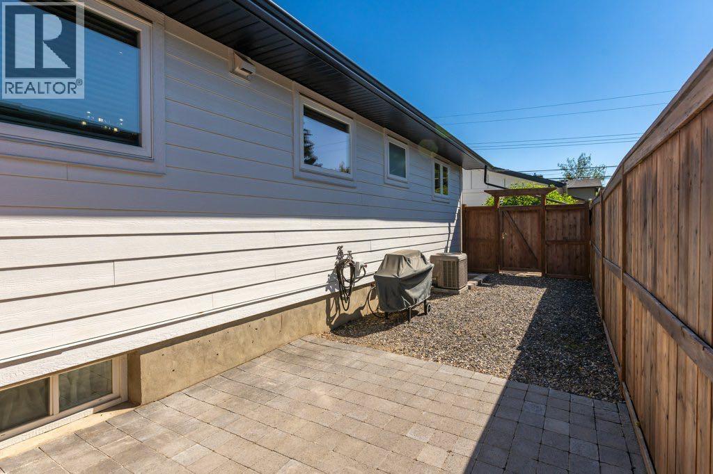 9504 3 Street Se Property Photo 35