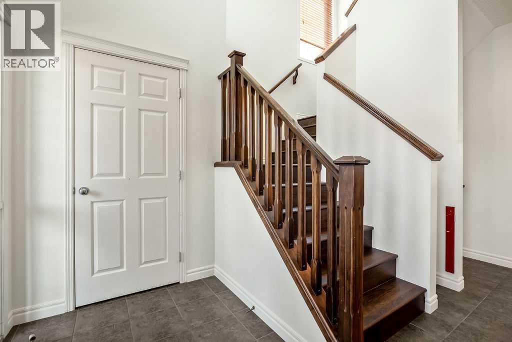 134 Prestwick Terrace Se Property Photo 4