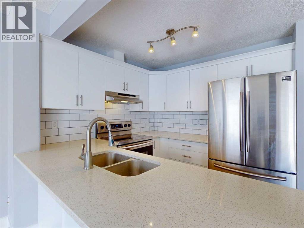 75 Panatella Villas Nw Property Photo 5