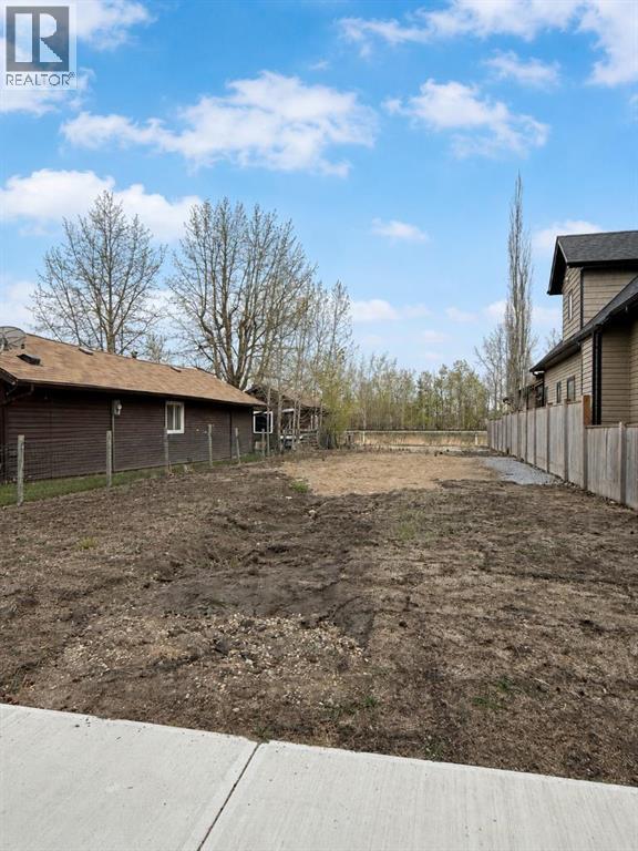 3907 50 Avenue Property Photo 1
