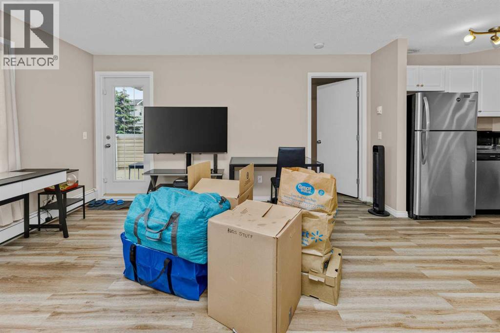 2000 Applevillage Court Southeast Property Photo 8