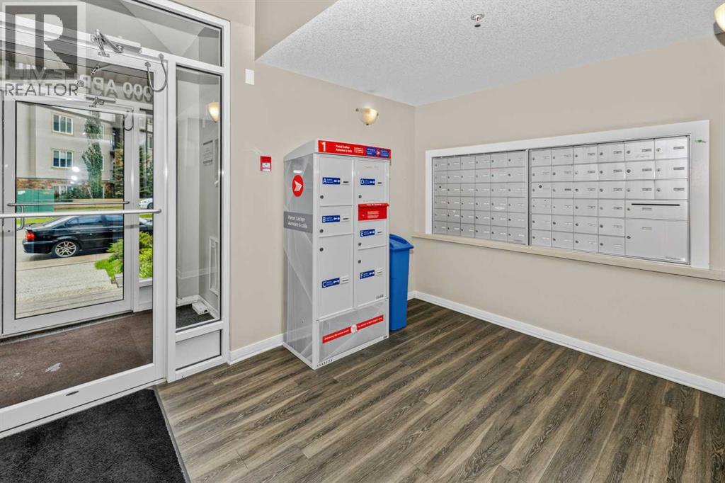 2000 Applevillage Court Southeast Property Photo 16