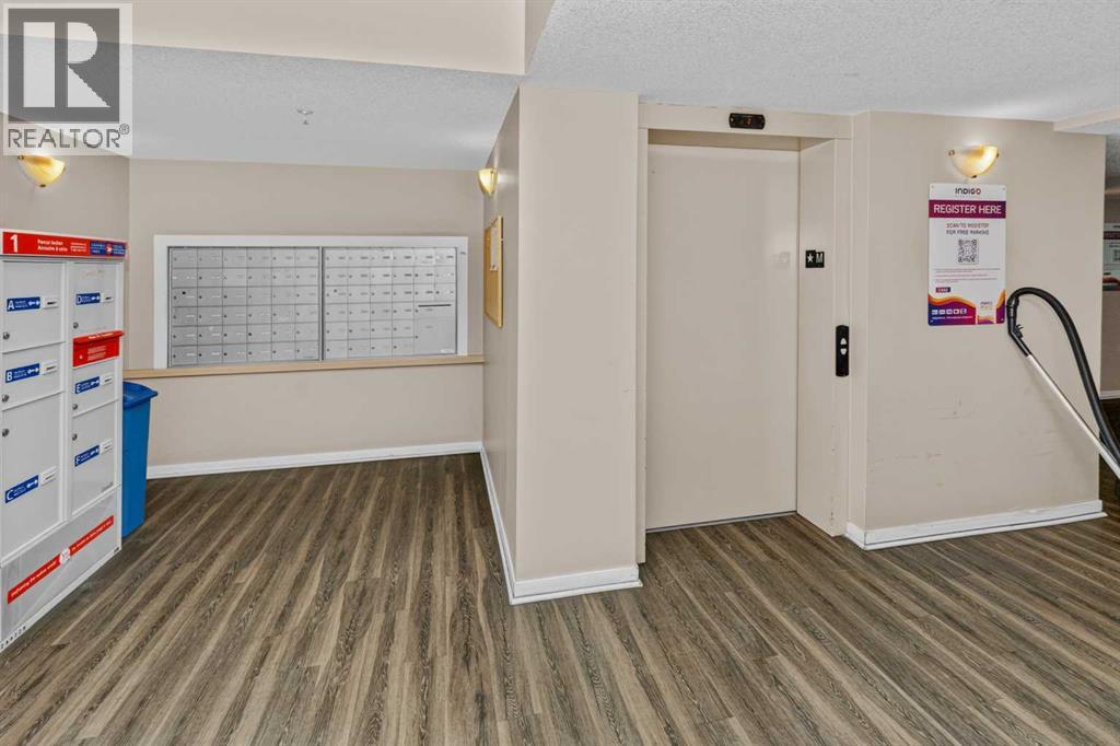 2000 Applevillage Court Southeast Property Photo 18