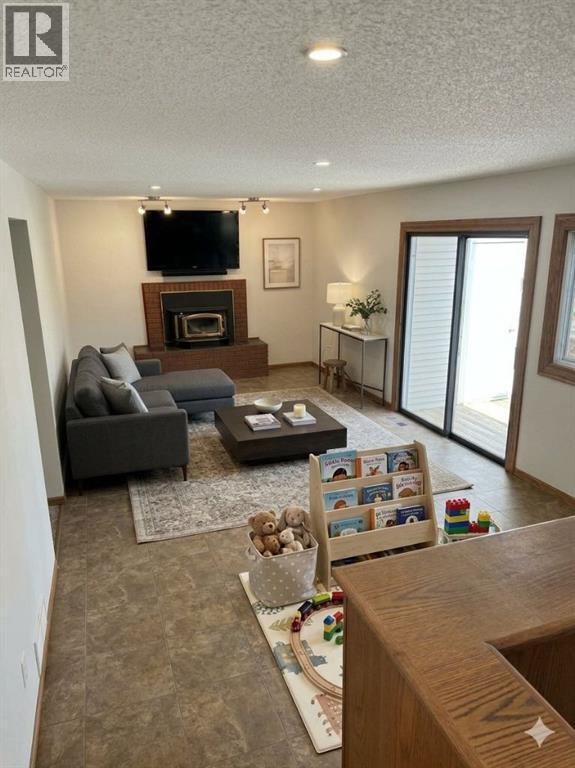 93 Page Avenue Property Photo 27