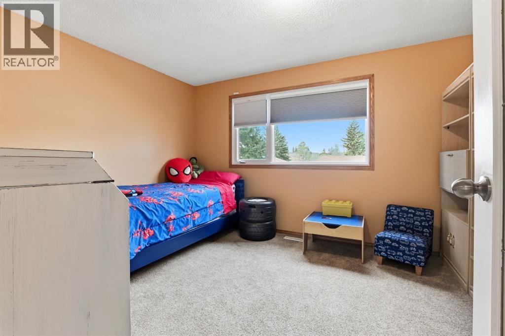 93 Page Avenue Property Photo 38