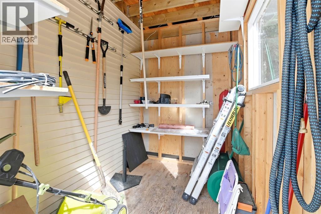 93 Page Avenue Property Photo 45