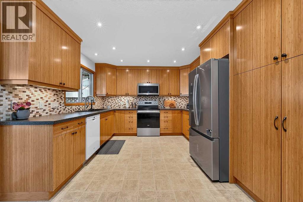 1032 Mayland Drive Ne Property Photo 10