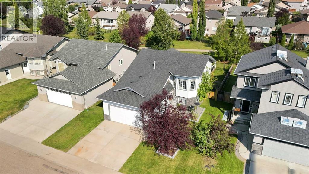 19 Jenner Crescent Property Photo 3