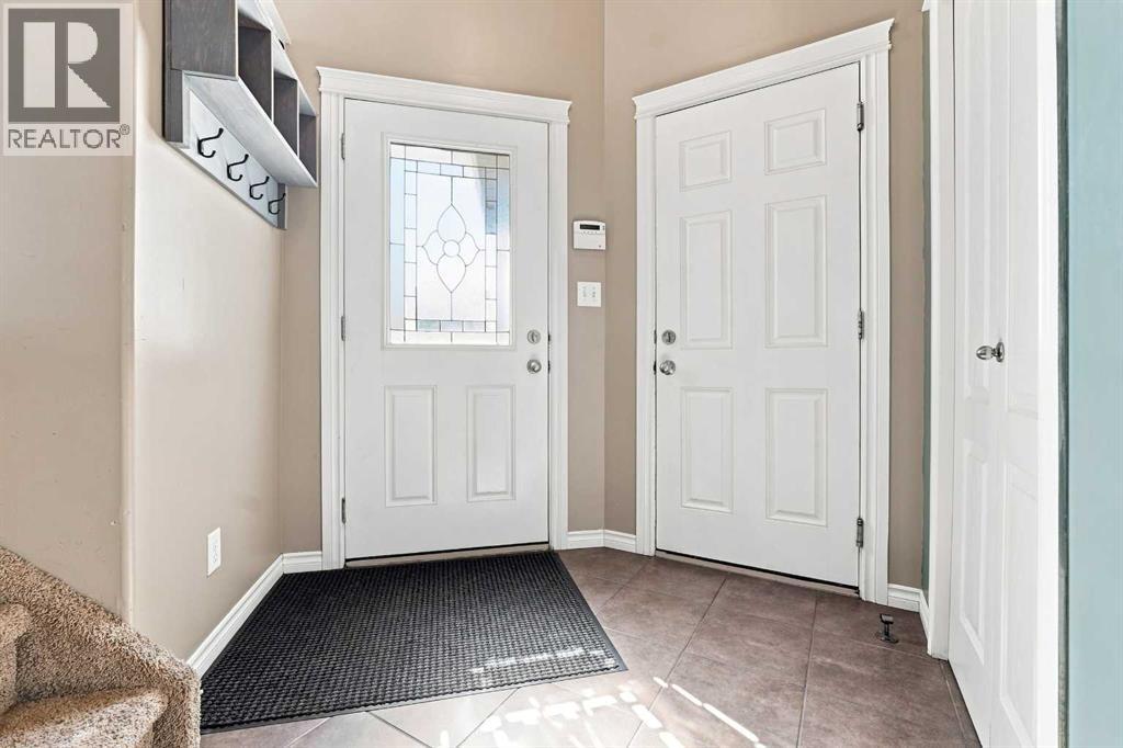 19 Jenner Crescent Property Photo 6