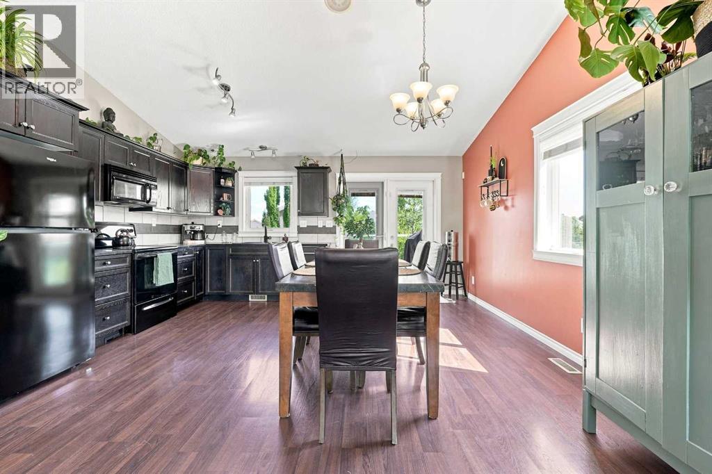 19 Jenner Crescent Property Photo 10