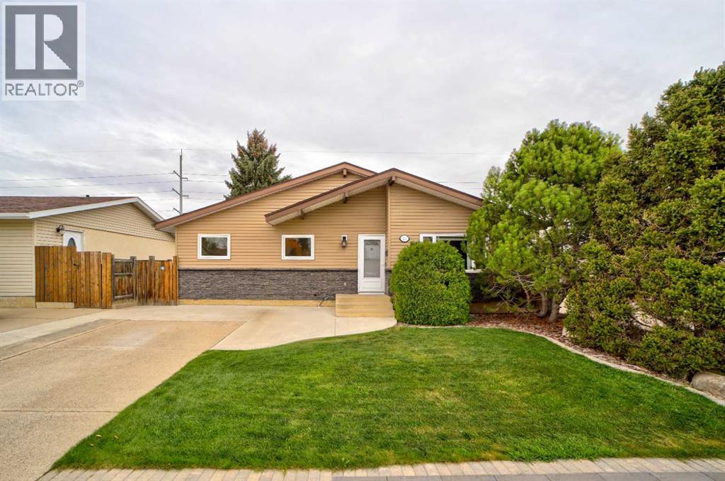174 Eagle Road N Property Photo 1