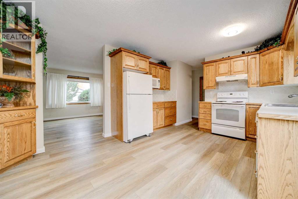 174 Eagle Road N Property Photo 8