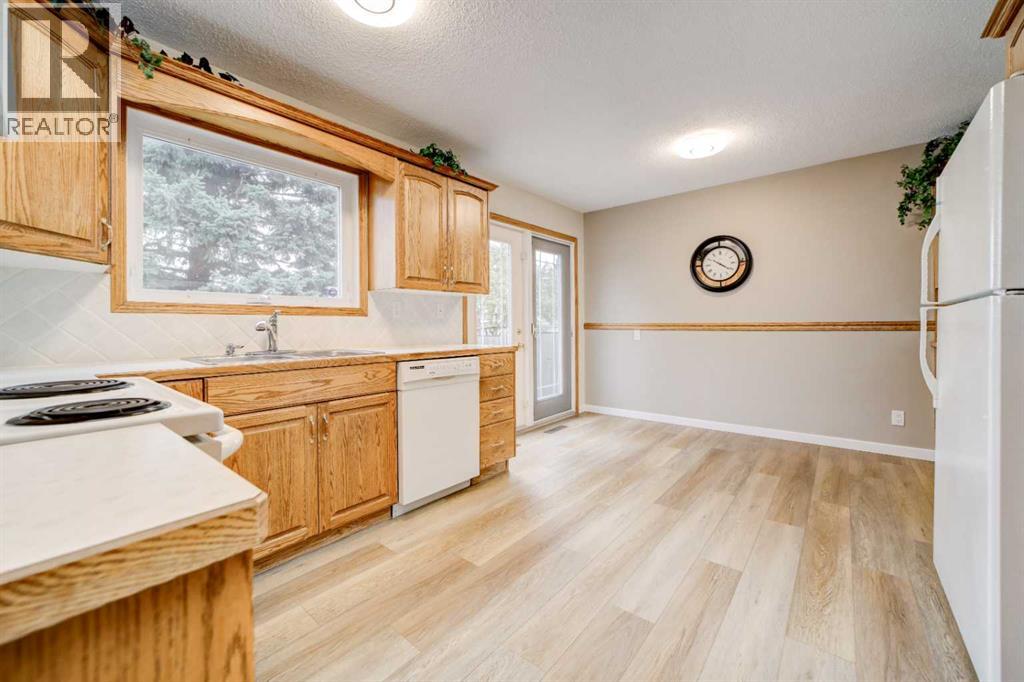 174 Eagle Road N Property Photo 10