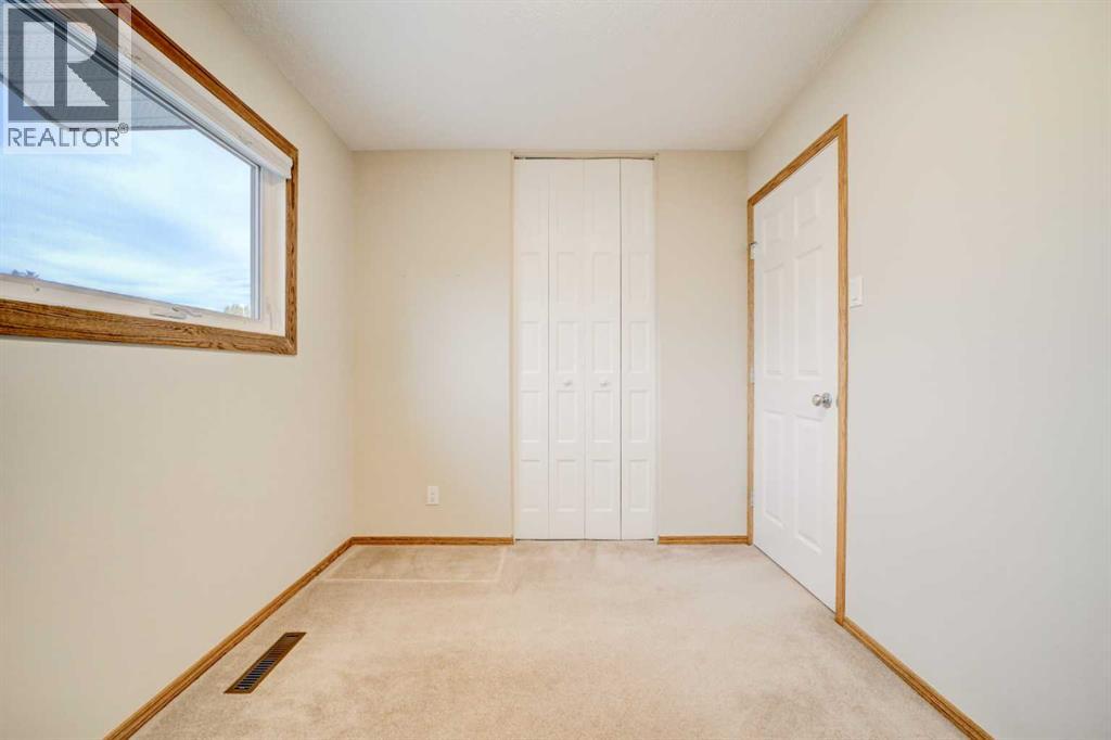 174 Eagle Road N Property Photo 14