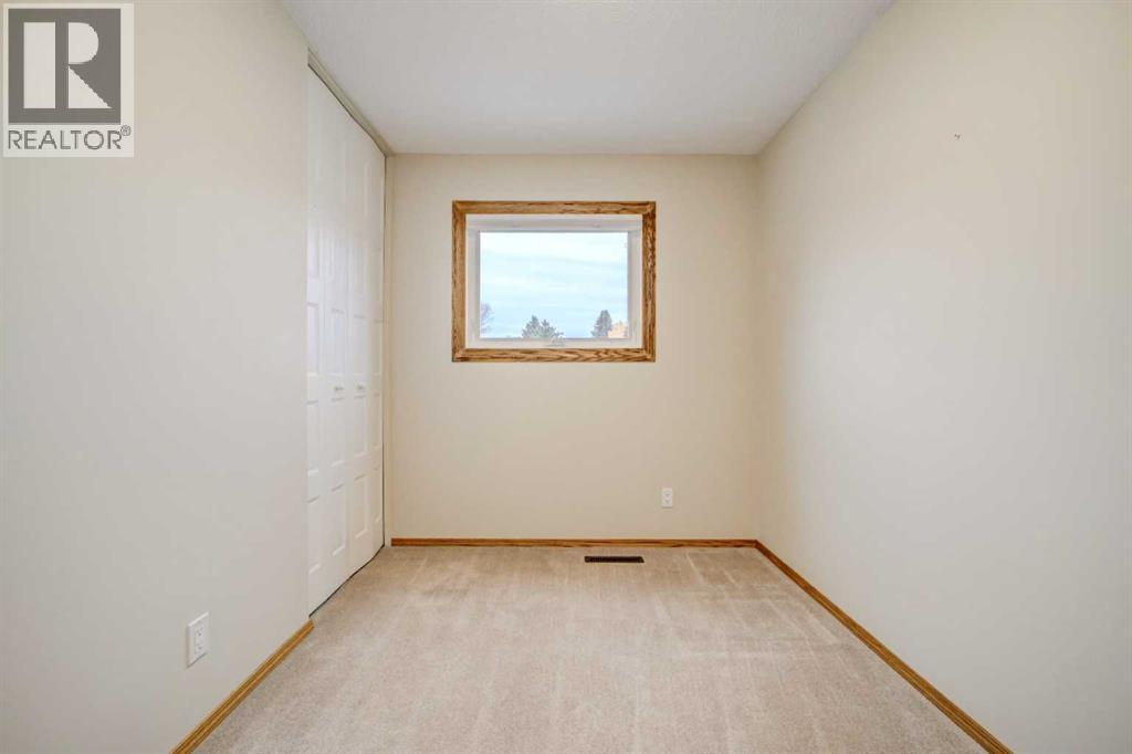 174 Eagle Road N Property Photo 15