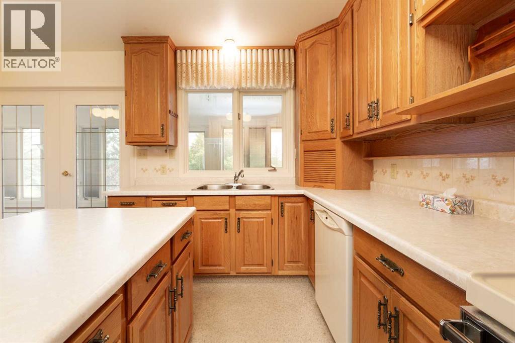 262 Fairway Drive Property Photo 8