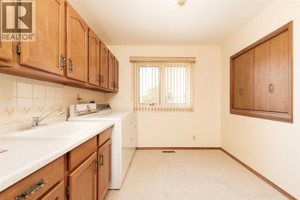 262 Fairway Drive Property Photo 15