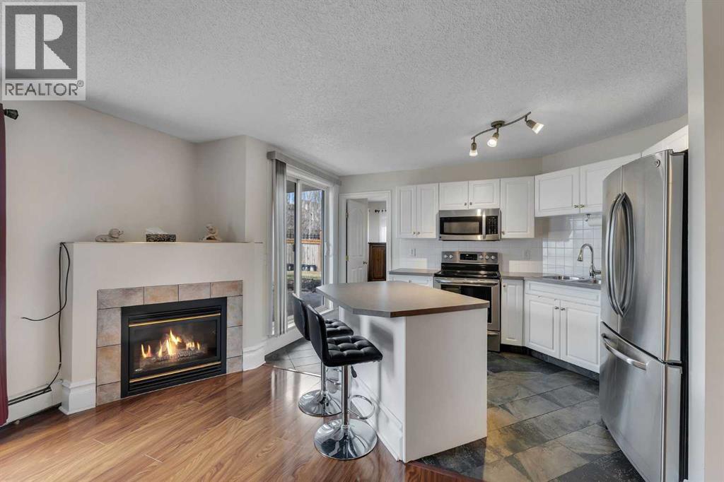 7106 Valleyview Park Southeast Property Photo 9