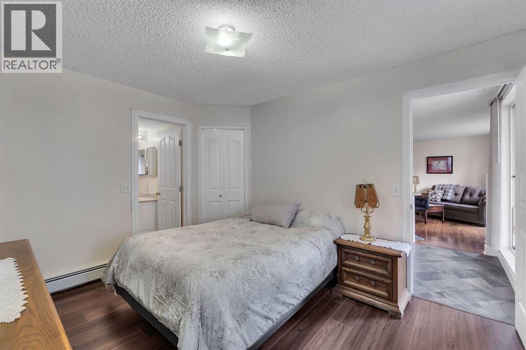 7106 Valleyview Park Southeast Property Photo 15