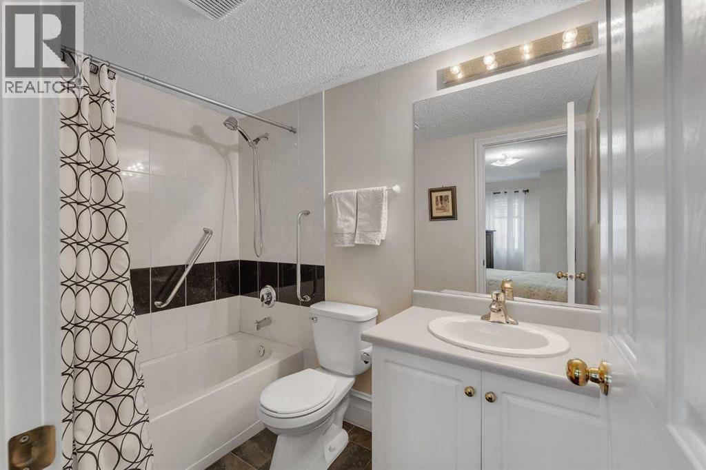 7106 Valleyview Park Southeast Property Photo 16