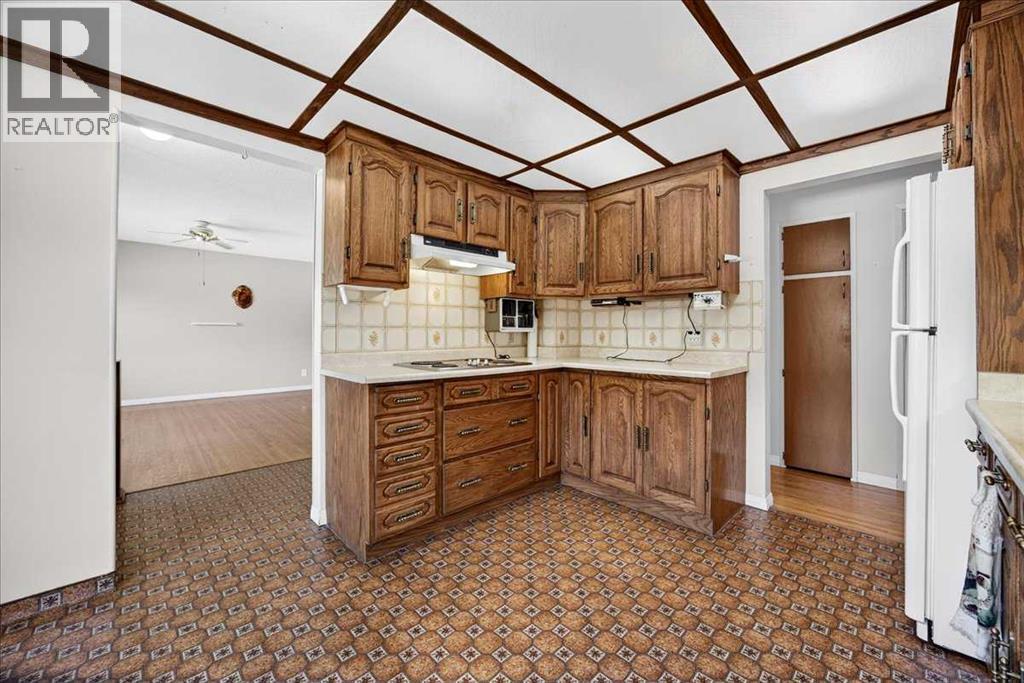1060 Motherwell Road Ne Property Photo 10