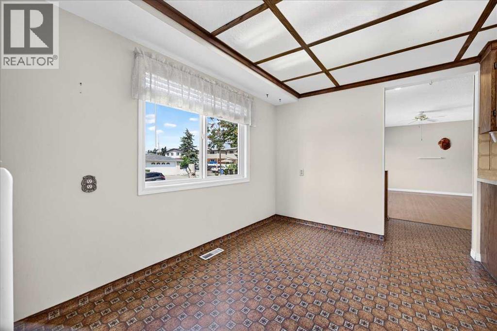 1060 Motherwell Road Ne Property Photo 13