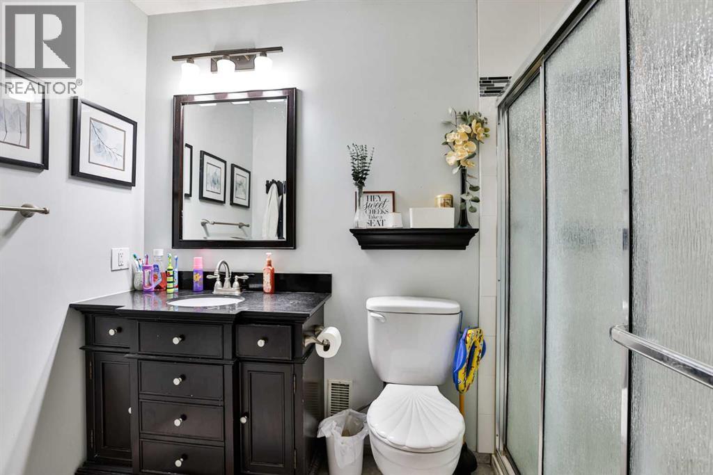 5803 49 Street Property Photo 14