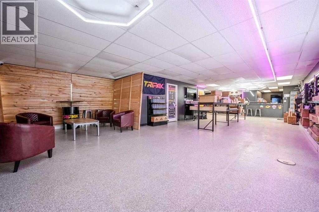 12221 100 Street Property Photo 3
