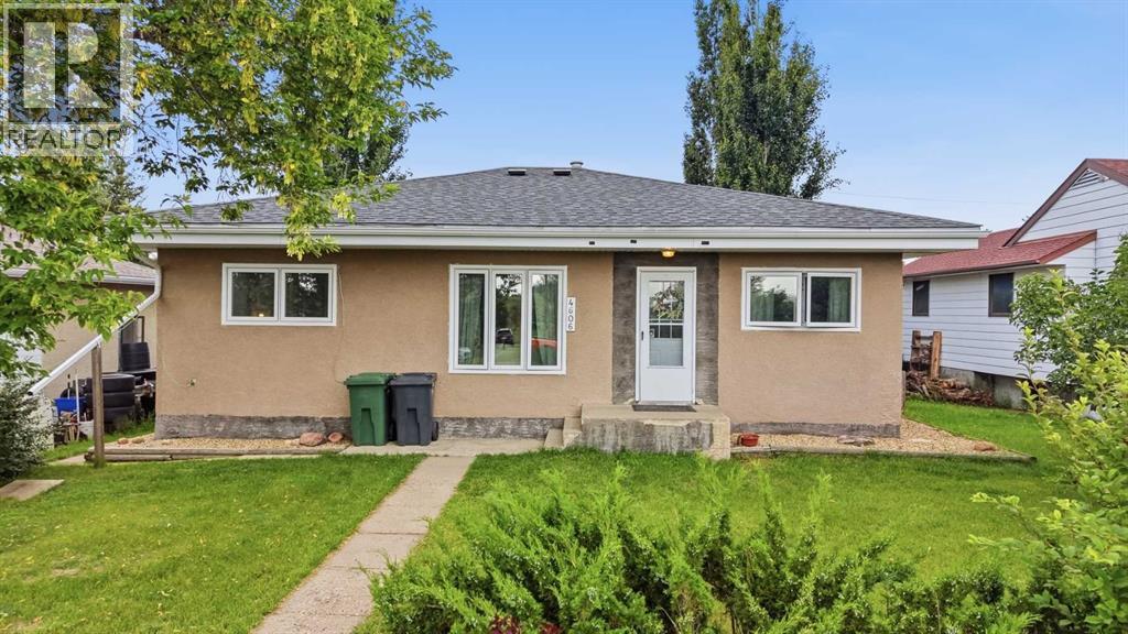 4606 35 Avenue Property Photo 1