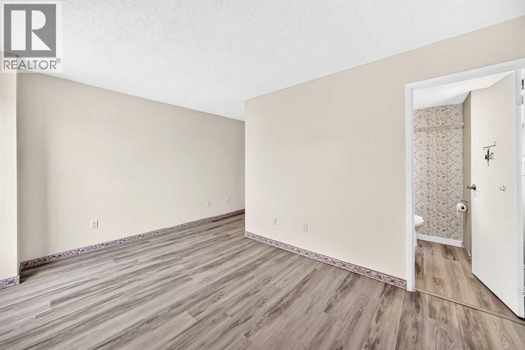 1334 14 Avenue Southwest Property Photo 22