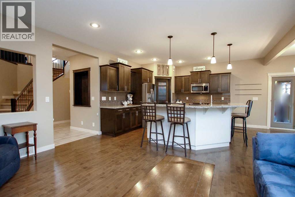 20 Connaught Crescent Property Photo 6