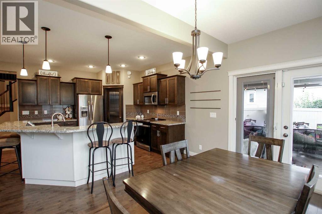 20 Connaught Crescent Property Photo 12