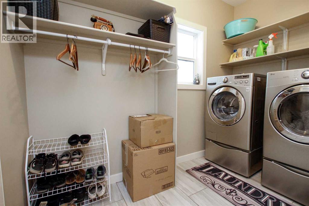 20 Connaught Crescent Property Photo 16