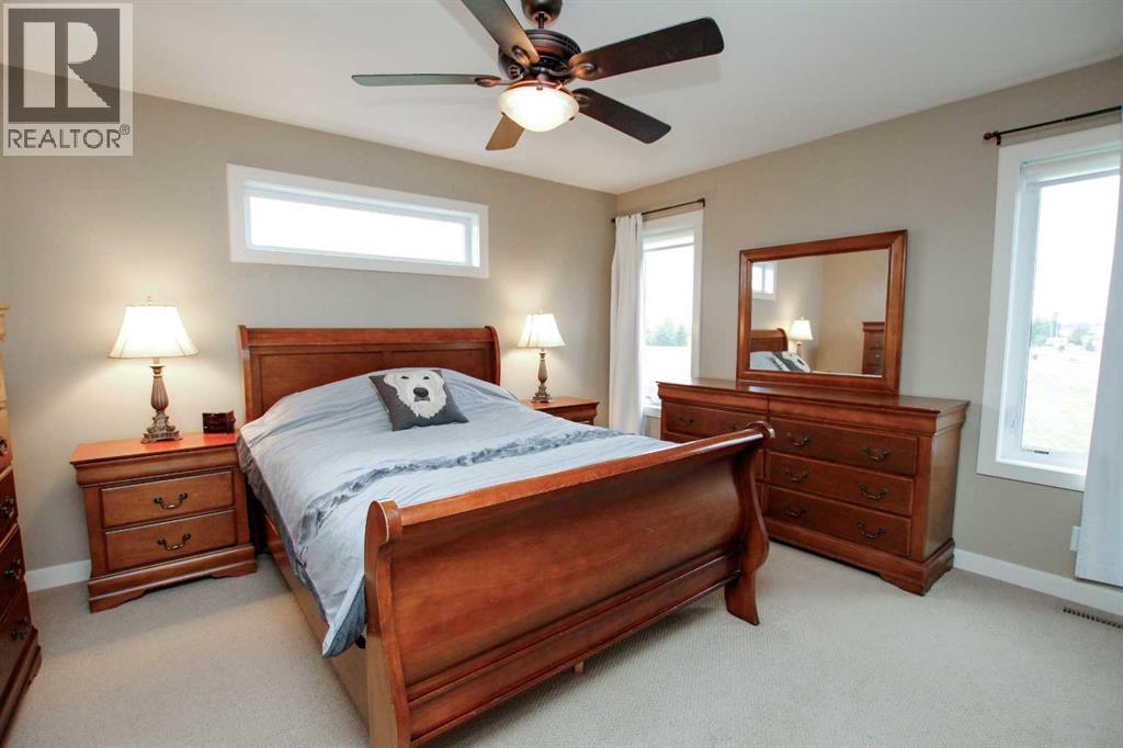 20 Connaught Crescent Property Photo 24