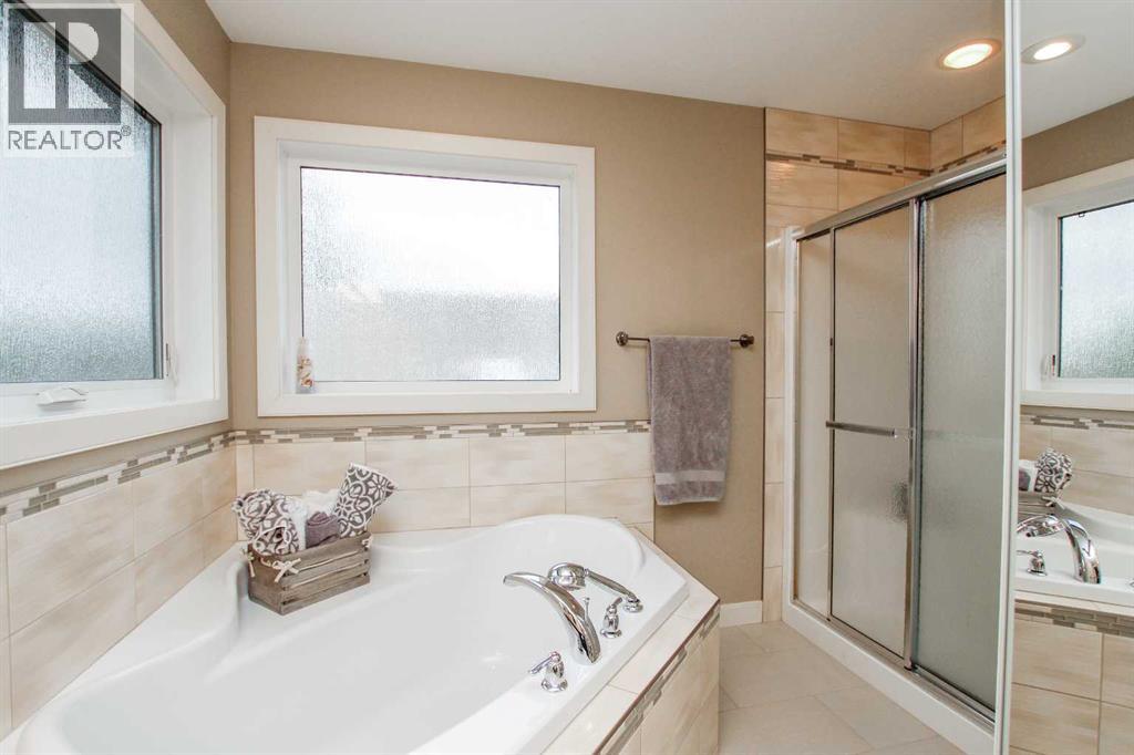 20 Connaught Crescent Property Photo 27