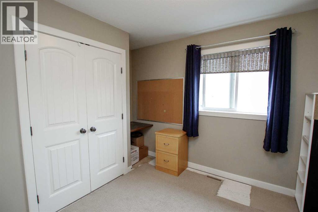 20 Connaught Crescent Property Photo 29