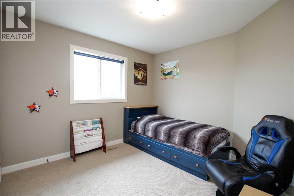 20 Connaught Crescent Property Photo 30