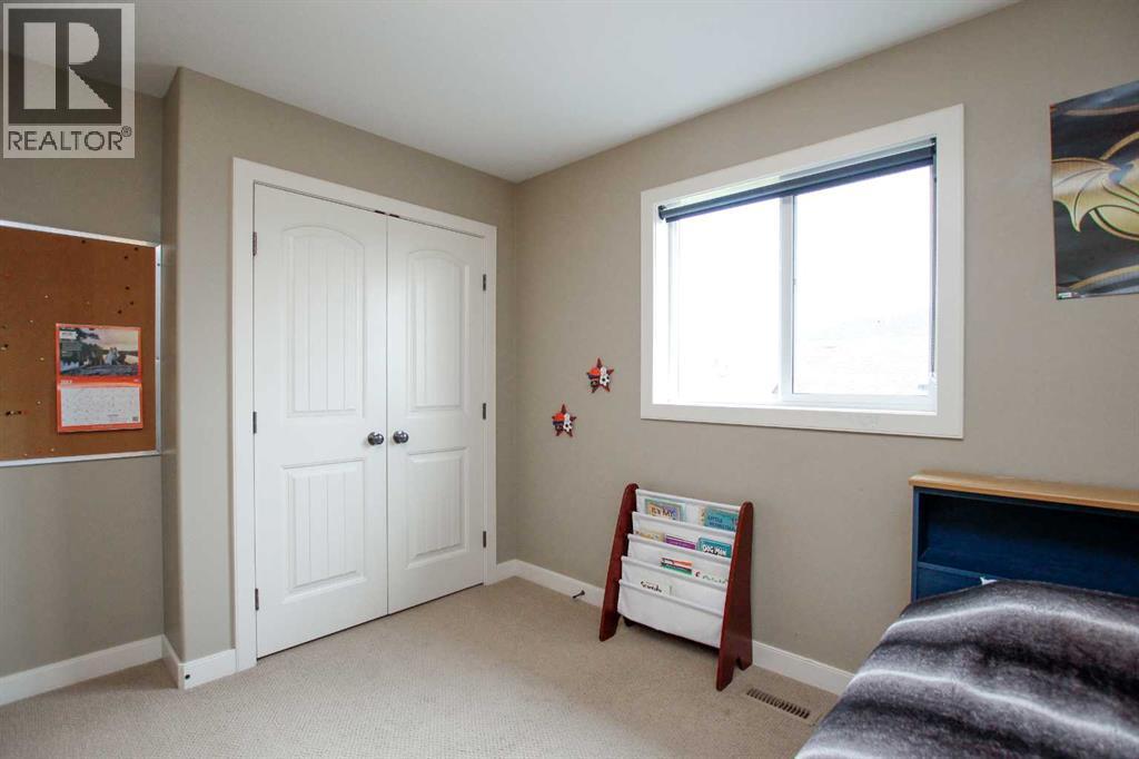 20 Connaught Crescent Property Photo 32