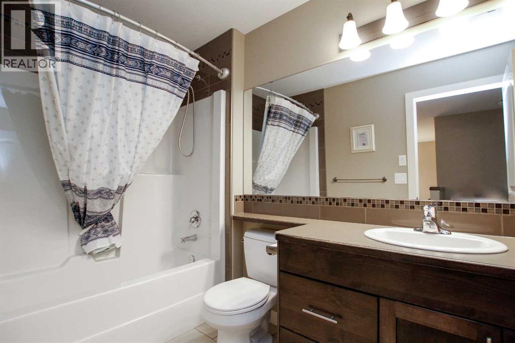 20 Connaught Crescent Property Photo 33