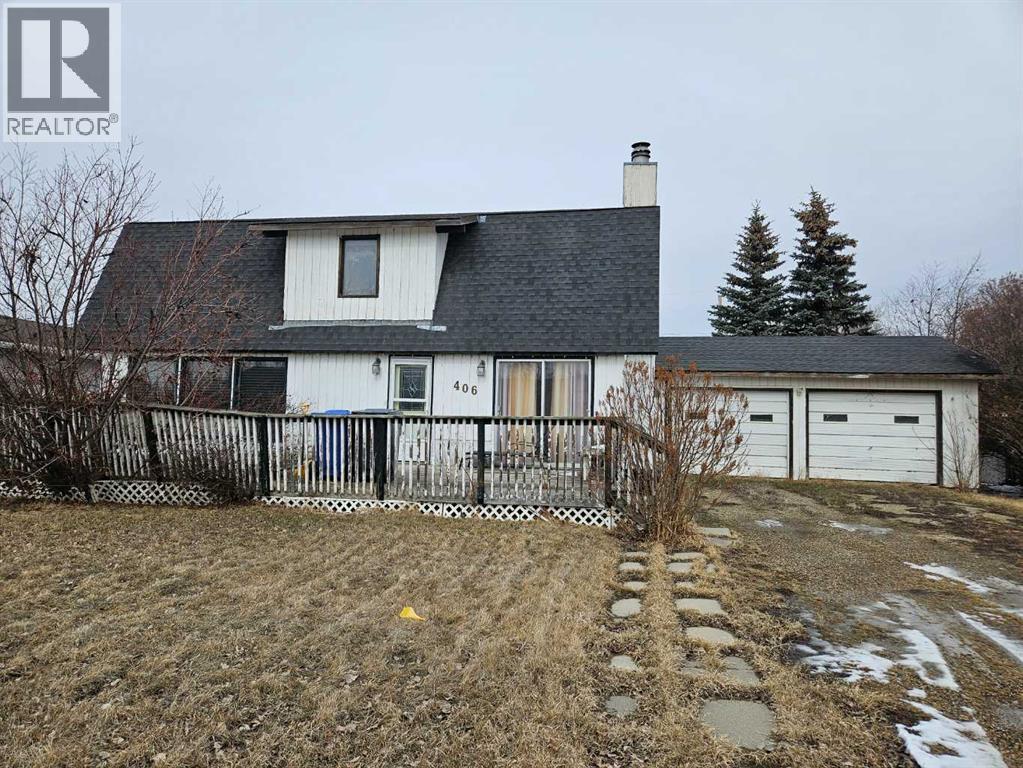 406 8 Street S Property Photo 1
