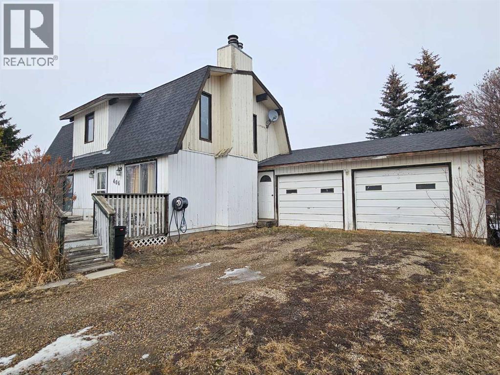 406 8 Street S Property Photo 2