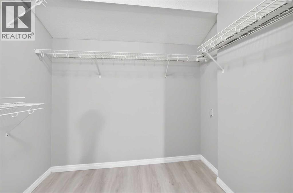 15 Prestwick Place Se Property Photo 14